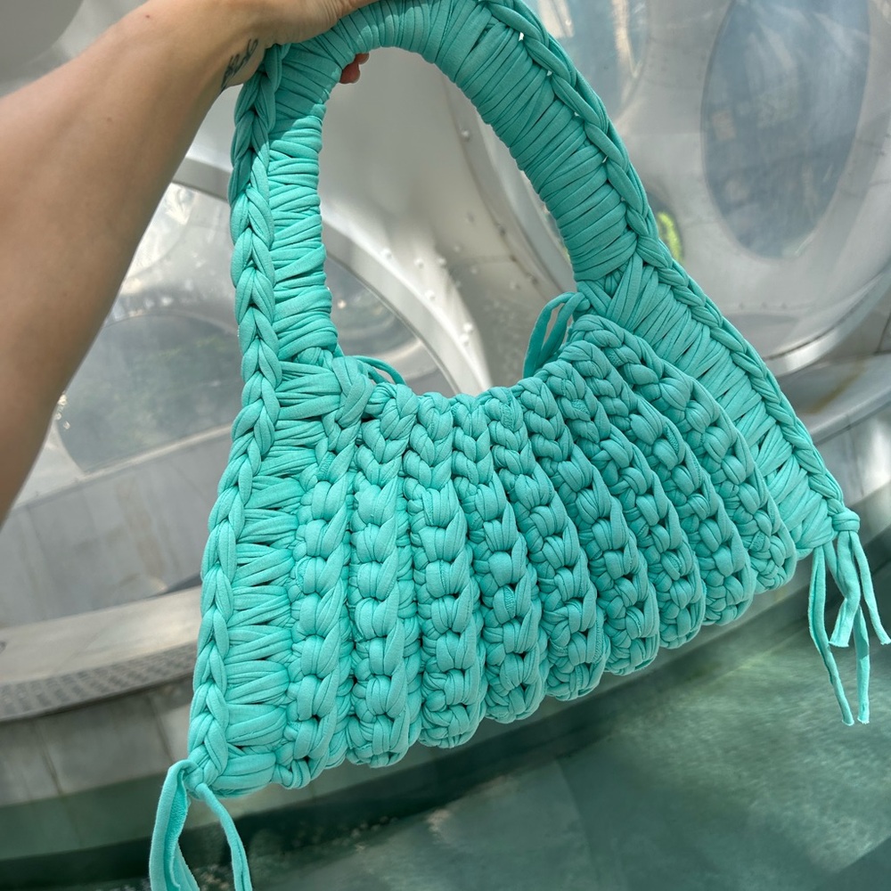 Handmade made bag from recycled cotton yarn. Sustainable and fashinable .